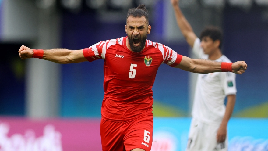 Kết quả Asian Cup 2023: Jordan thắng 10 người của Iraq theo kịch bản "điên rồ"